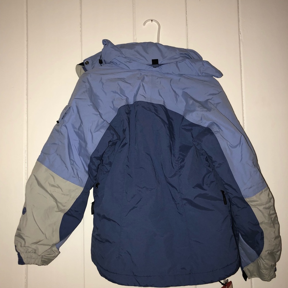 Ski Jacket - Picture 3 of 4